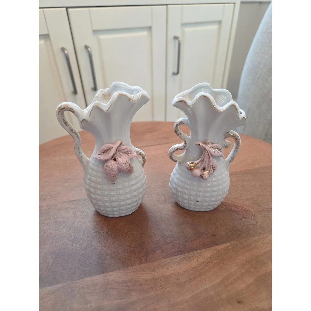 Ucagco Japanese‎ miniture vase set